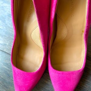 Pink Banana Republic thick heel shoes. Size 6.5